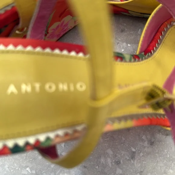 Antonio Melani Yellow Wedge Sandals with Bow Detail - Picture 2 of 9